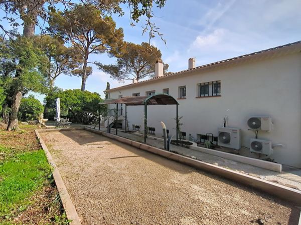 Saint-Aygulf Centre ville 5 chambres Vue mer piscine