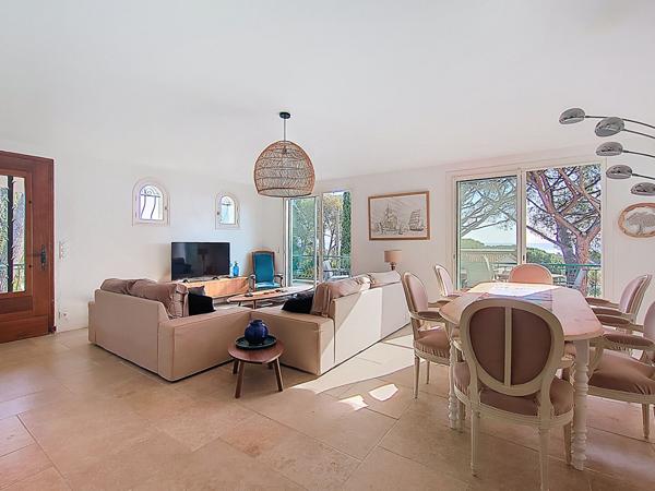 Saint-Aygulf Centre ville 5 chambres Vue mer piscine