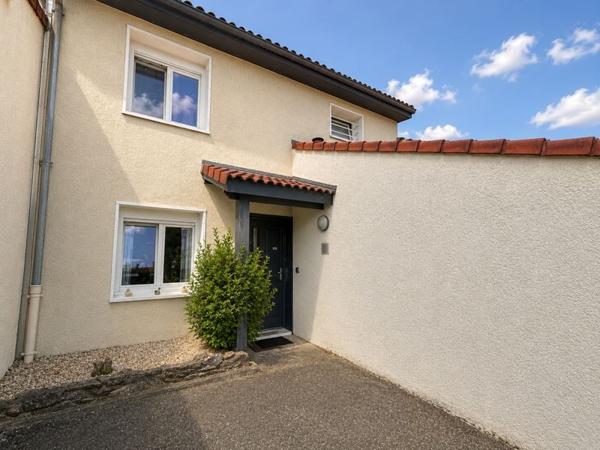 Maison 279 000 € Villefontaine 4 p 87 m² DPE C