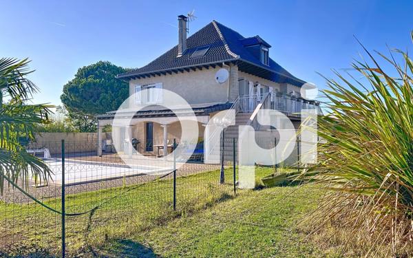 Maison à vendre    4 pièces •  Cosnac