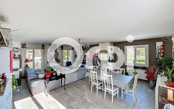 Maison à vendre    4 pièces •  Cosnac