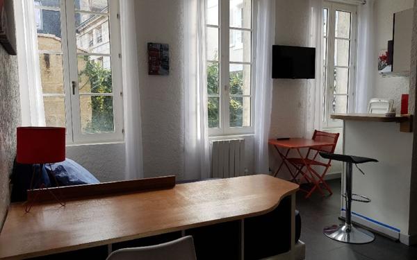Appartement à louer    2 pièces • 19,15 m2 Niort