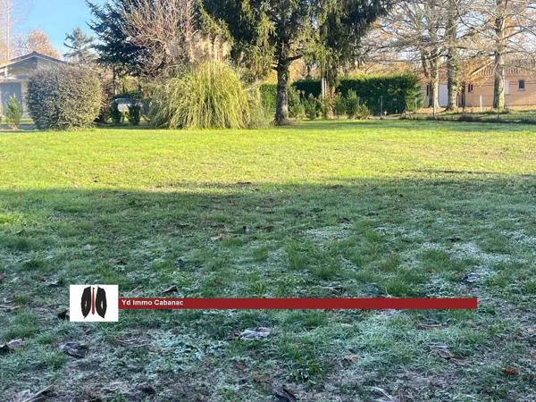 TERRAIN CONSTRUCTIBLE 848m²