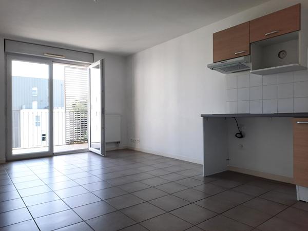 Appartement 1 pièce – 33 m² environ à Saint-Nazaire (ref : 77187SN)