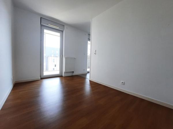 Appartement 1 pièce – 33 m² environ à Saint-Nazaire (ref : 77187SN)