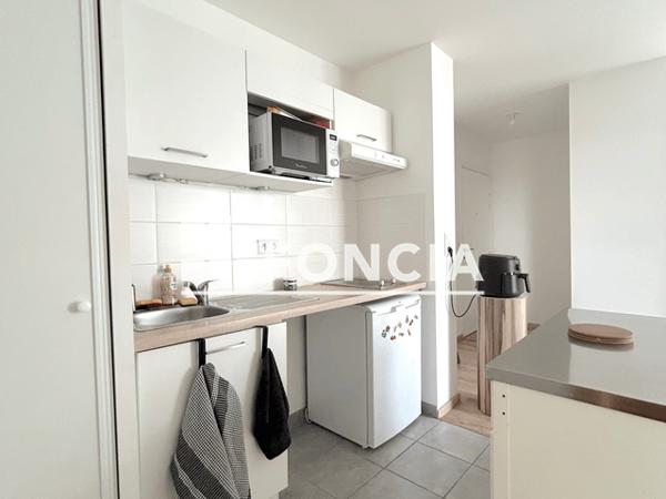 Location Appartement 2 pièces 41.8 m² - 18 RUE DES HAUTS MOULINS St-herblain 44800