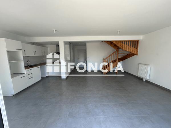 Location Maison 4 pièces 84.31 m² - 12 RUE ADOLPHE BEAUFRERE Vannes 56000