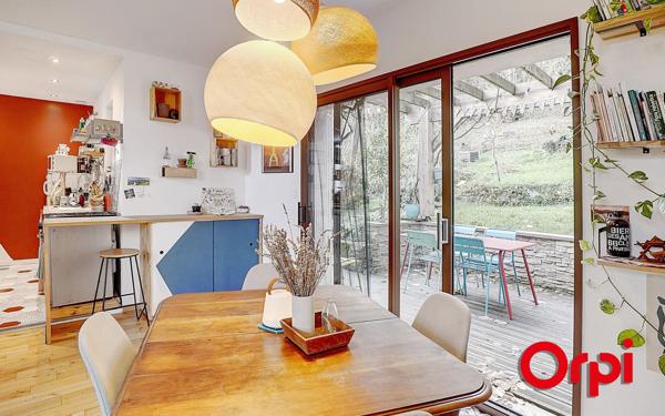 Maison à vendre    4 pièces • 90,40 m2 Collonges-au-Mont-d'Or