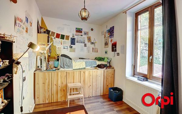 Maison à vendre    4 pièces • 90,40 m2 Collonges-au-Mont-d'Or