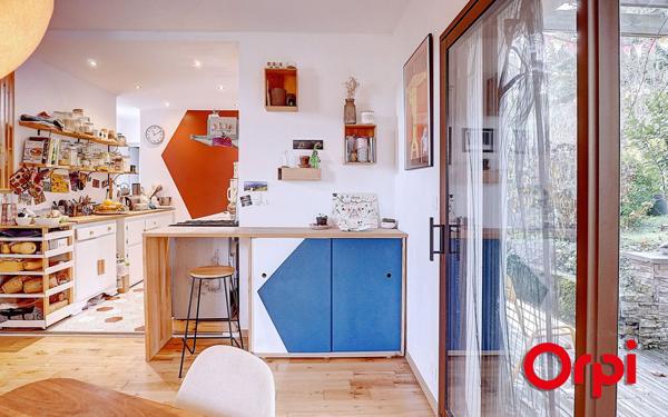 Maison à vendre    4 pièces • 90,40 m2 Collonges-au-Mont-d'Or