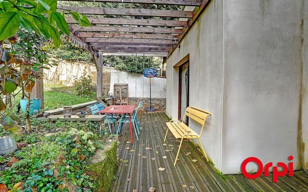 Maison à vendre    4 pièces • 90,40 m2 Collonges-au-Mont-d'Or