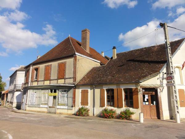 LOCAL MIXTE EN MAISON INDIVDUEL