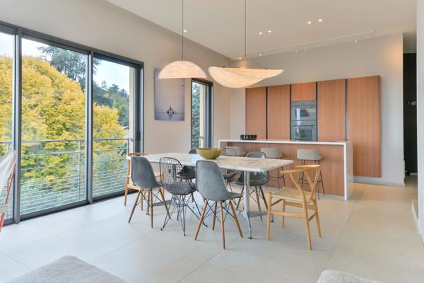 Saint Didier au Mont d'Or - Vue imprenable - Maison neuve de 140m2 env. 3 chambres - Terrain de 516 m2 env