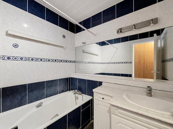 Chatou Bas - Situation exceptionnelle pour ce 2 pièces de 53.58m² 379 000 € **  - Référence  V210010378