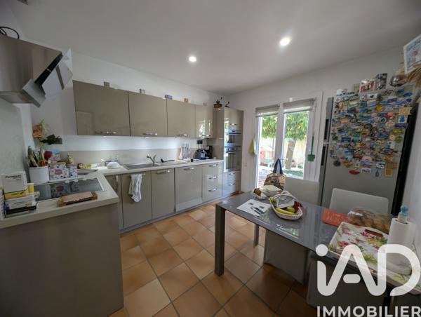 Maison à vendre 6 pièces 107 m² Cogolin