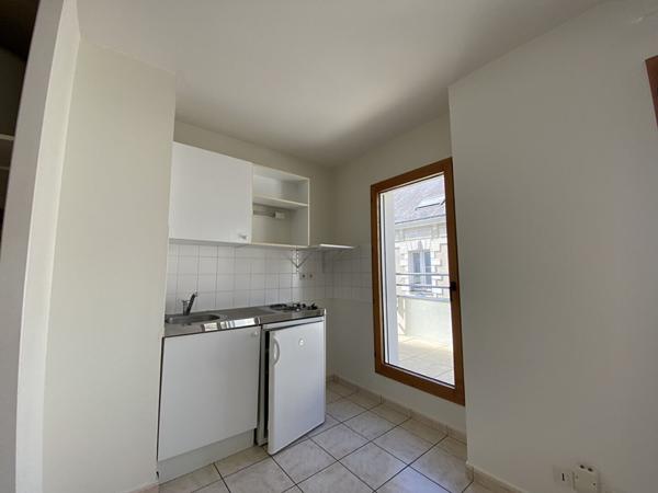 APPARTEMENT T1,  
Nantes 44100