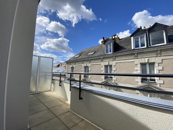 APPARTEMENT T1,  
Nantes 44100