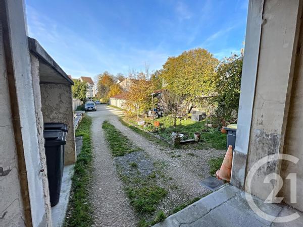 Immeuble à vendre  196,80 m2 MELUN - 77