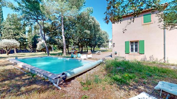 Maison de Ville de Charme à CARCASSONNE avec piscine