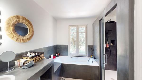 Maison de Ville de Charme à CARCASSONNE avec piscine