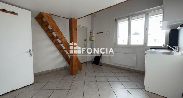 Location Studio 15.52 m² - Vénissieux 69200