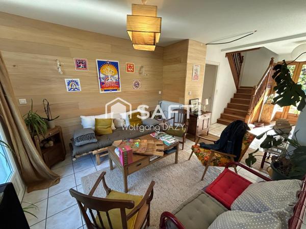 Pavillon familial avec étage sur sous-sol intégral