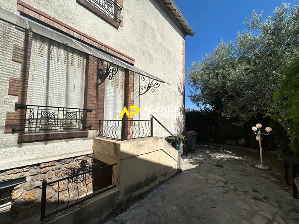 BEZONS _ SECTEUR DES CHENES_ Maison 319 000 € **  - Référence  4526