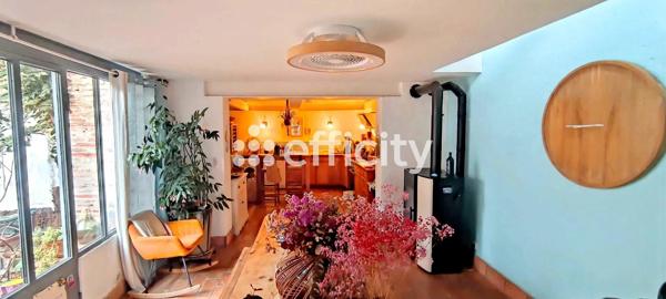 Maison
         5 pièces
        - 130 m² Exclusivité 259 000 € *