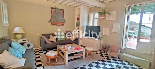 Maison
         5 pièces
        - 130 m² Exclusivité 259 000 € *