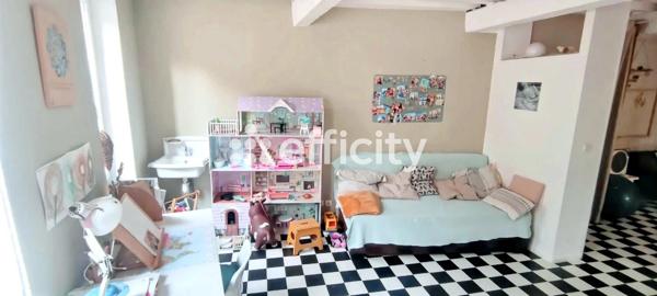 Maison
         5 pièces
        - 130 m² Exclusivité 259 000 € *