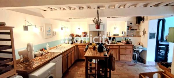Maison
         5 pièces
        - 130 m² Exclusivité 259 000 € *