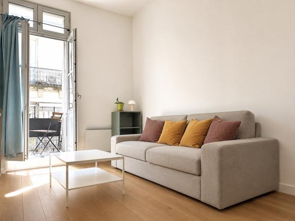 Appartement
         2 pièces
        - 37 m² 159 000 € *