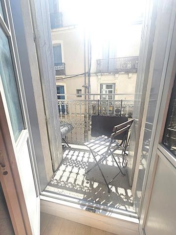 Appartement
         2 pièces
        - 37 m² 159 000 € *
