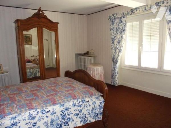 SERIS, Maison d'habitation, Loir et Cher (41)

Maison de bourg en bon état d'entretien compre...