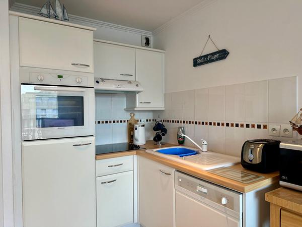 Appartement Stella 2 pièces cabine avec parking, garage et cave