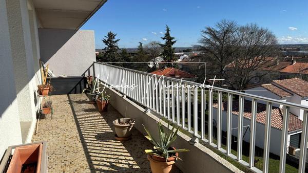 4 pièces- Dernier étage- Vue dégagée cathédrale