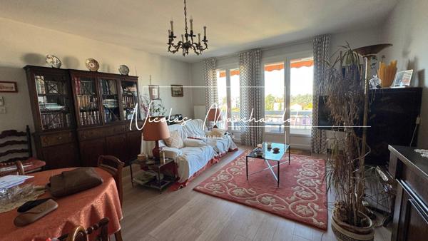 4 pièces- Dernier étage- Vue dégagée cathédrale