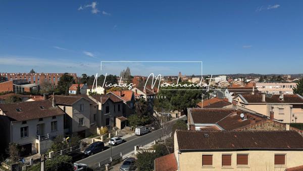 4 pièces- Dernier étage- Vue dégagée cathédrale