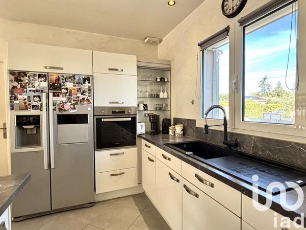 Maison à vendre 4 pièces 150 m² Lorgues