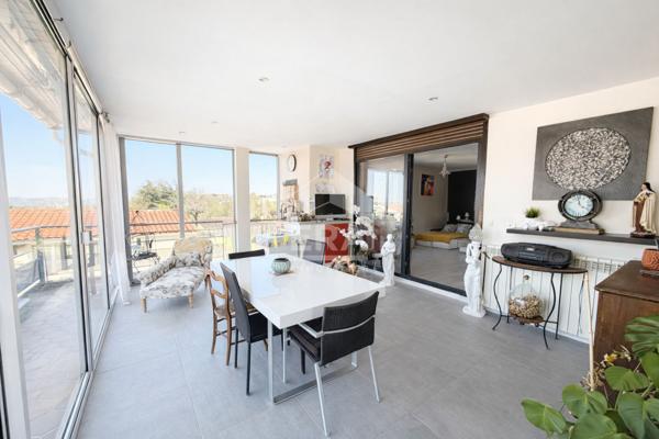 Maison CUNAC avec jardin de 2160m2 et piscine