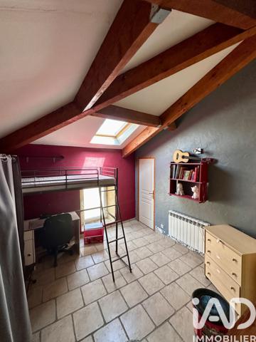 Maison à vendre 8 pièces 175 m² Connaux