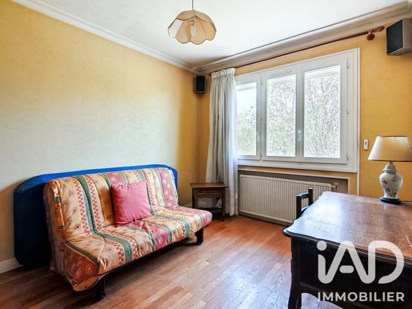 Maison à vendre 5 pièces 240 m² Chassieu