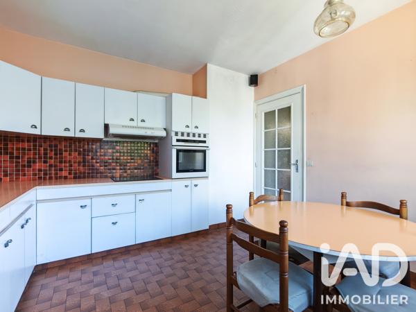 Maison à vendre 5 pièces 240 m² Chassieu