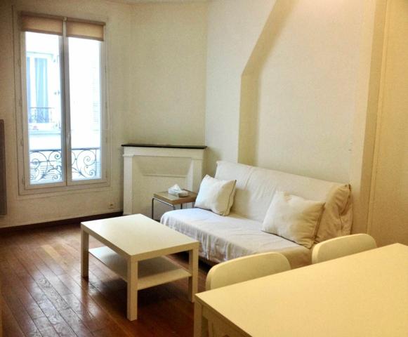 Appartement à vendre    1 pièce • 23 m2 Paris 18