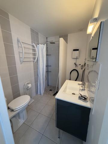 Appartement Bourg En Bresse 1 pièce(s) dans maison proche Gare avec parking