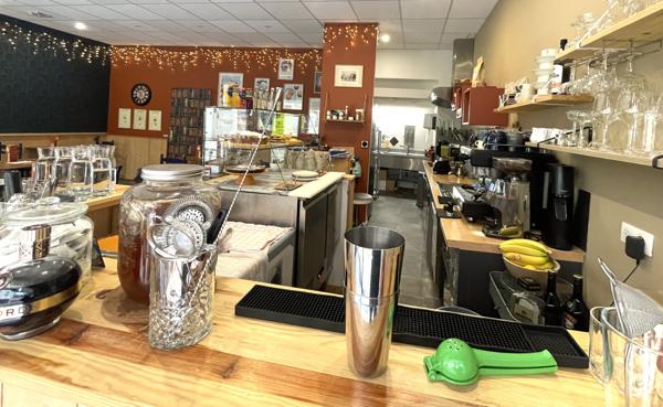 Fonds De Commerce - 70 m²