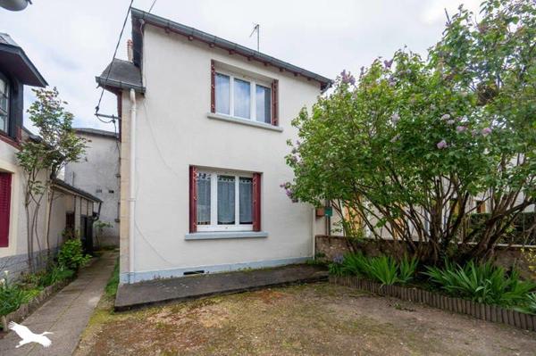Maison à vendre |  Mehun-sur-Yèvre |  5 pièces | 104 m²