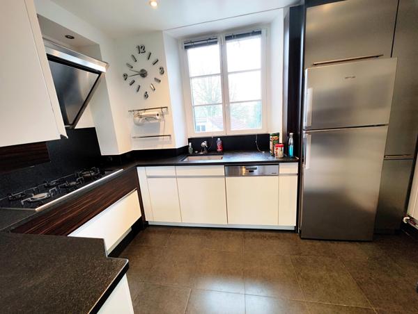 Maison à MELUN, 77000 - 10 pièces 223m²
