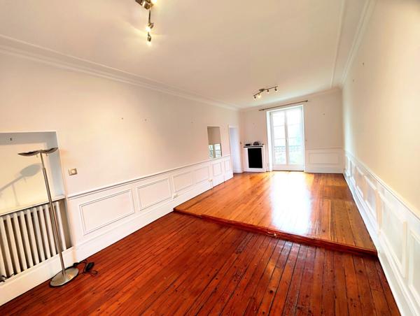 Maison à MELUN, 77000 - 10 pièces 223m²