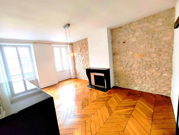 Maison à MELUN, 77000 - 10 pièces 223m²